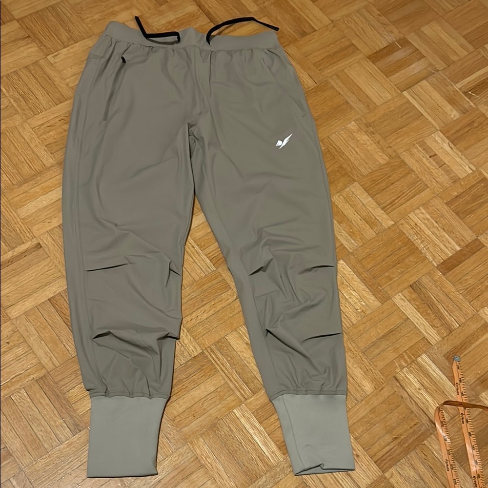 Dawk Fit Men's Olive Jogger Pants NWOT